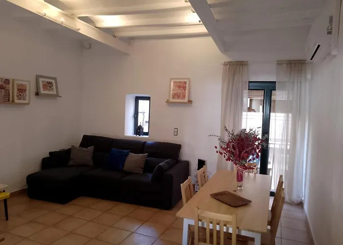 Casa Bella, Your Catalan Home Between The Sea And Barcelona בית נופש *