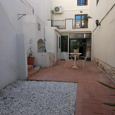בית נופש Casa Bella, Your Catalan Between The Sea And Barcelona *